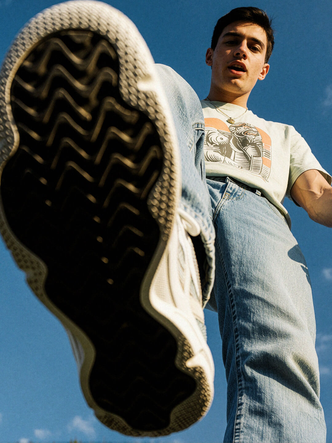 09